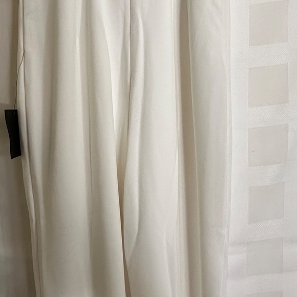 NWT Lulus White Lace Jumpsuit Sz Small - Picture 5 of 12